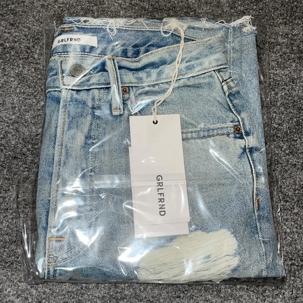 NWT GRLFRND Beverly High Rise No-Stretch Denim Long Biker Shorts (Faded Blue,25)